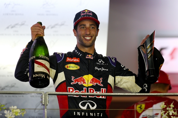 Ricciardo top Singapour