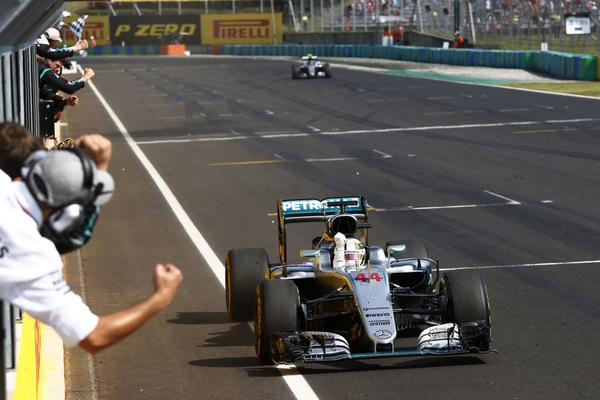 Lewis Hamilton course Hongrie 2016