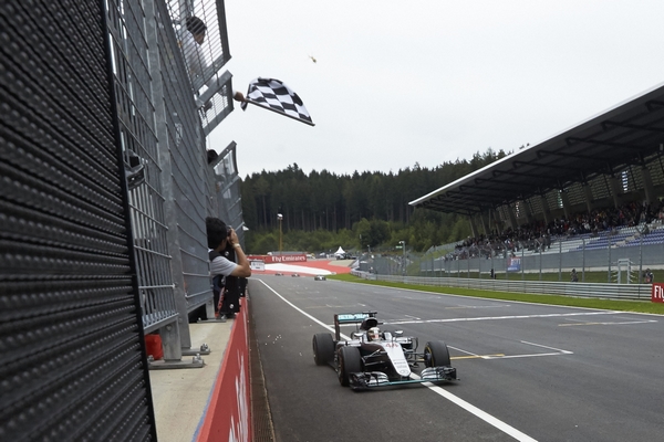 Lewis Hamilton the top Autriche 2016