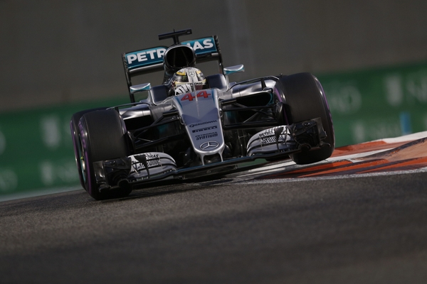 Lewis Hamilton qualification Abou Dhabi 2016